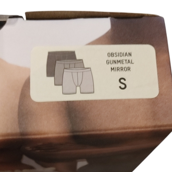 SKIMS Stretch 3 Pieces 5" Inseam Boxer Set - Picture 4 of 15